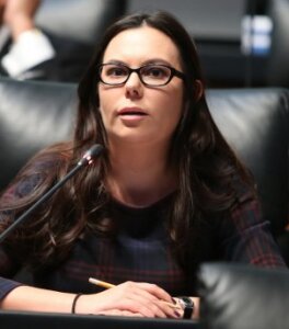 senadora Rojitas